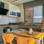 Qoople Smart 4 Cleopatra Family Apartament