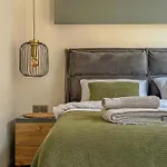 Qoople Smart 4 Cleopatra Family * Alanya