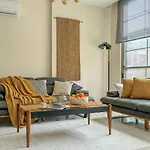 Qoople Smart 4 Cleopatra Family Apartamento